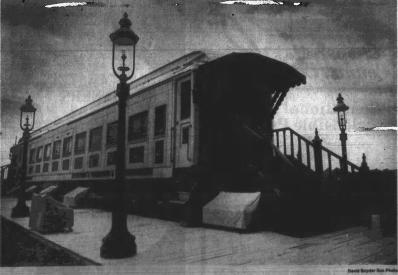 The Scarlet Lady photo